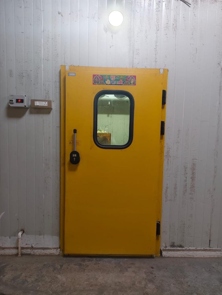 Sliding Cold Storage Door